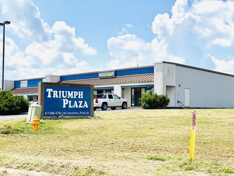 162 Industrial Park Dr, Hollister 65672 UK