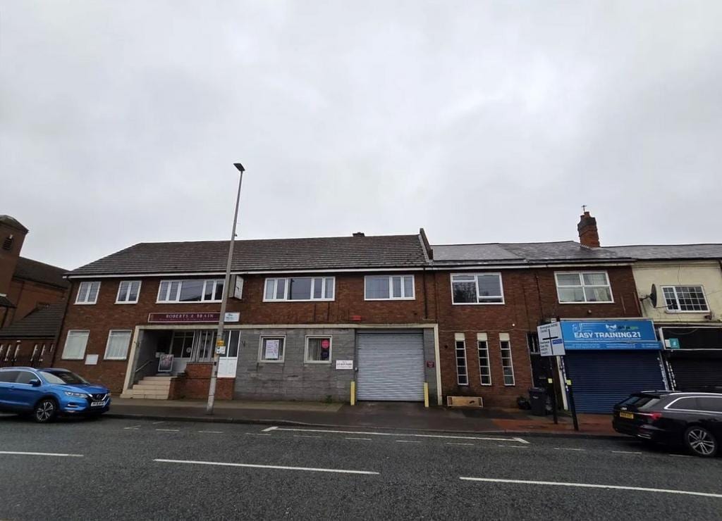 108 Three Shires Oak Rd, Smethwick for sale Building Photo- Image 1 of 13