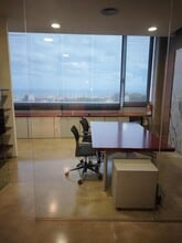 Office in Badalona, Barcelona to rent Interior Photo- Image 2 of 18