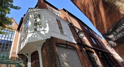 11 Blue Boar St, Oxford to rent Building Photo- Image 1 of 2