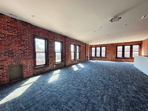 608 N High St, Columbus, OH to rent Building Photo- Image 2 of 4