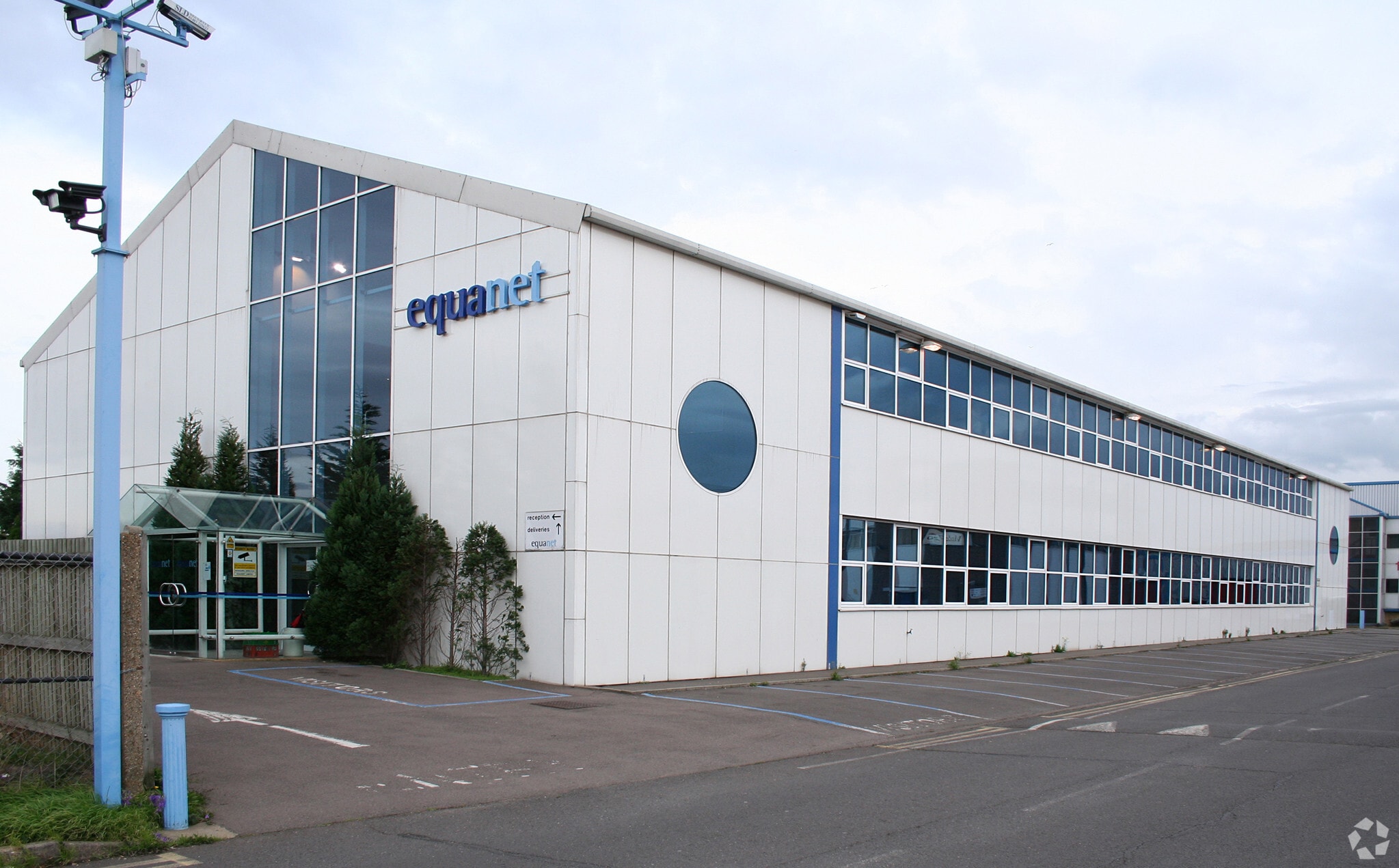 Red Lion Rd, Surbiton for sale Primary Photo- Image 1 of 1