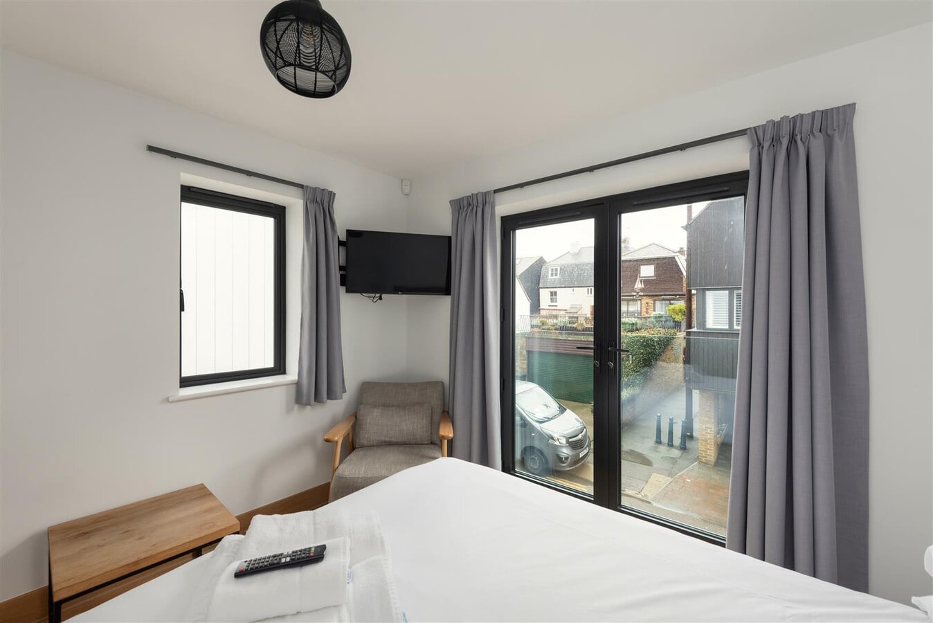 Sea St, Whitstable, KEN CT5 1AQ - Unit Cable -  - Interior Photo - Image 1 of 10