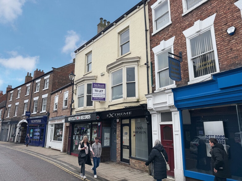27A Finkle St, Selby to rent - Building Photo - Image 2 of 5