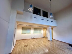 Retail in Sabadell, Barcelona to rent Interior Photo- Image 2 of 10