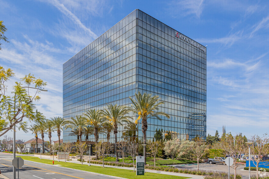 600 City Pky W, Orange, CA for rent - Building Photo - Image 1 of 10