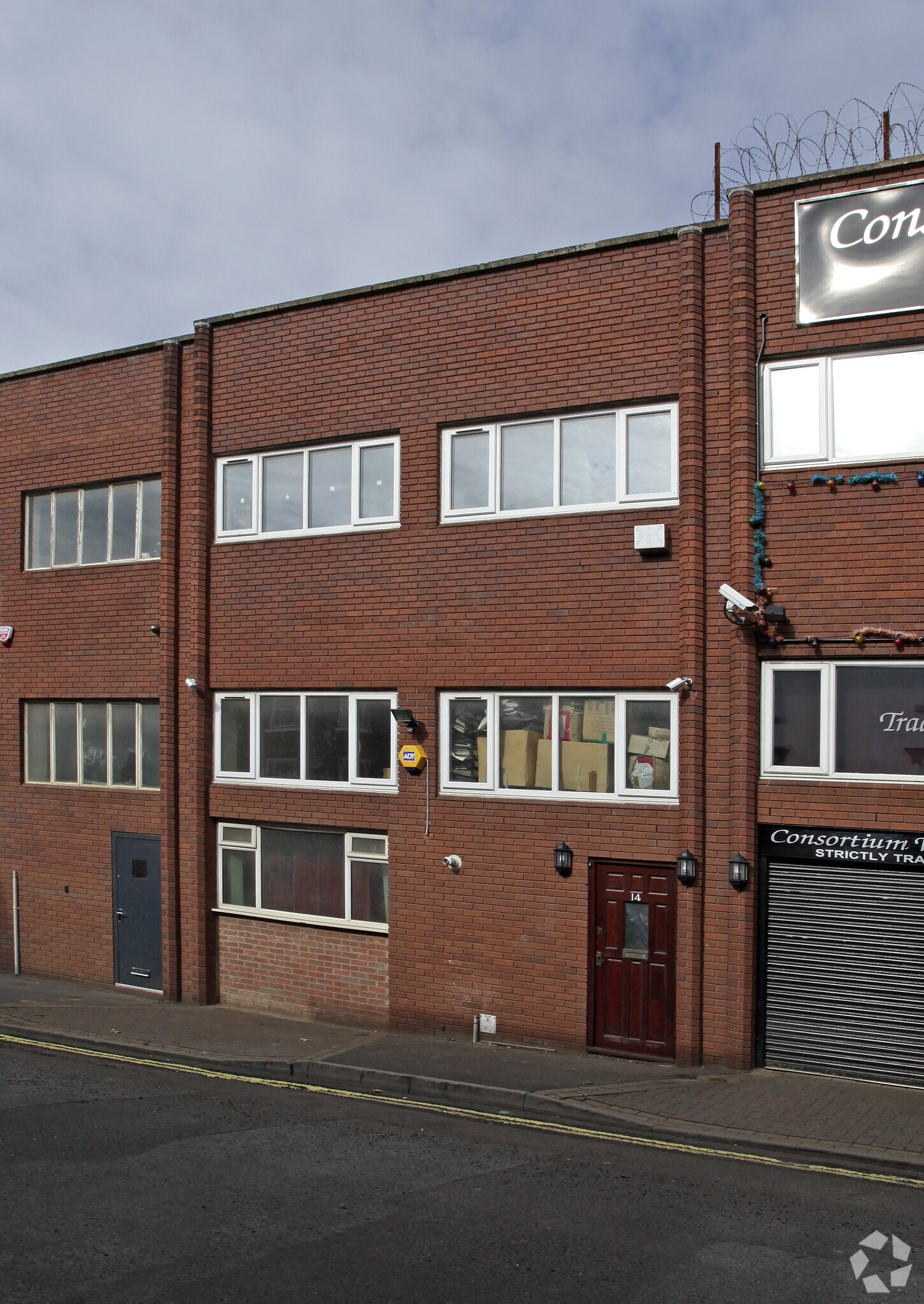 14 Warstone Para E, Birmingham for sale Primary Photo- Image 1 of 1