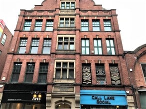 Call Ln, Leeds to rent Interior Photo- Image 1 of 8