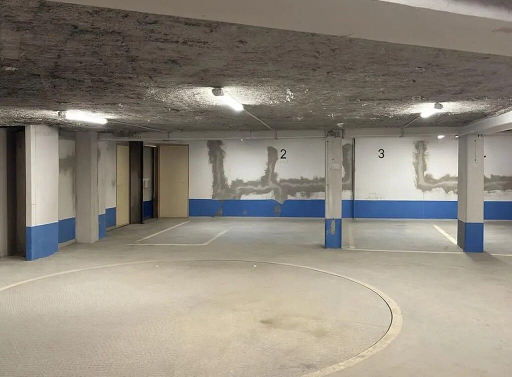 Location Entrepôt 376 m² - Photo 1