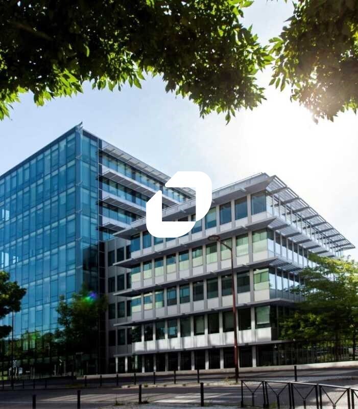 Office in Montigny-le-Bretonneux to rent Building Photo- Image 1 of 7