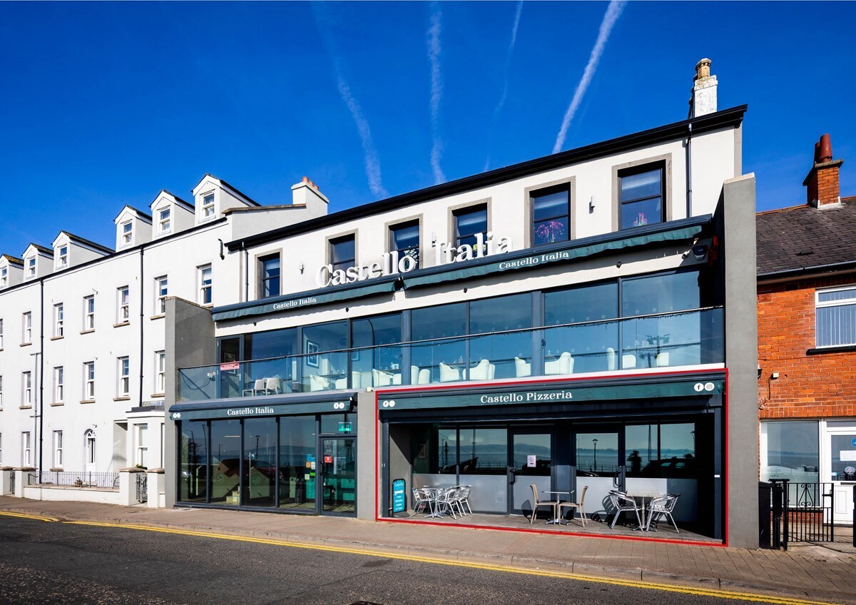 28 Scotch Quarter, Carrickfergus to rent Building Photo- Image 1 of 18