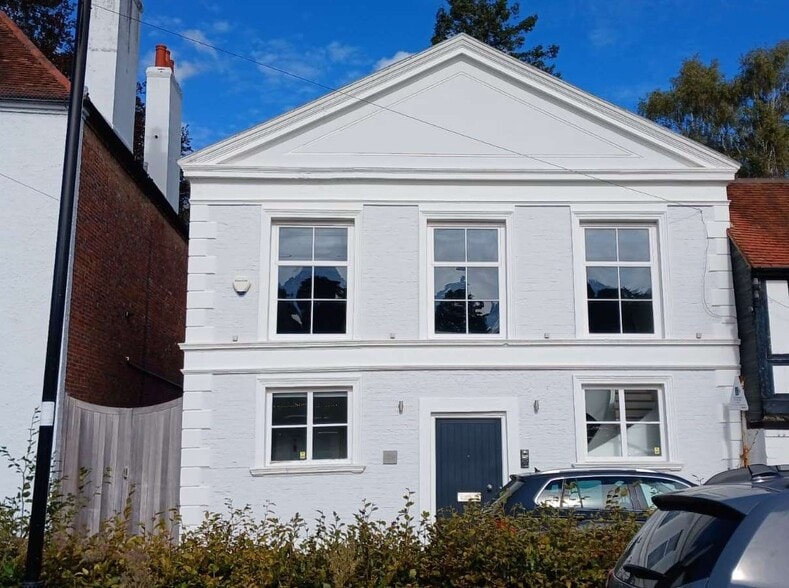Mint St, Godalming to rent - Building Photo - Image 1 of 4