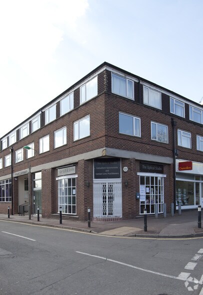 10 Station Parade, Virginia Water for sale - Primary Photo - Image 1 of 1