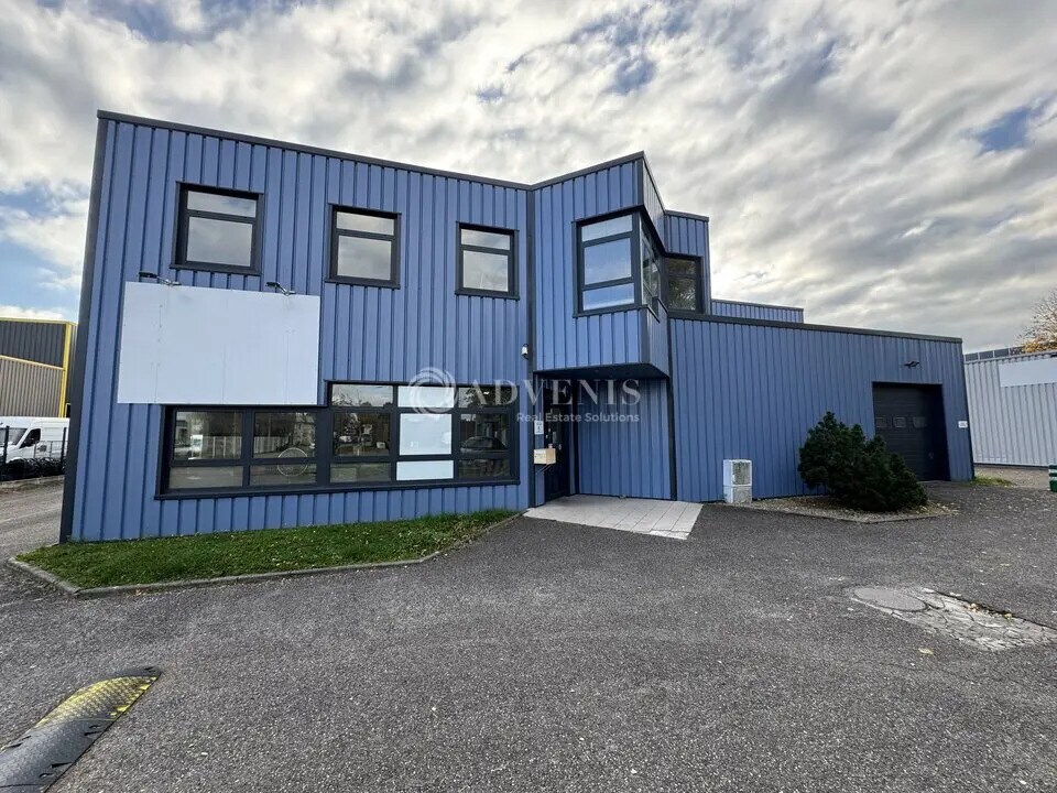 Vente Entrepôt 1 076 m² - Photo 1