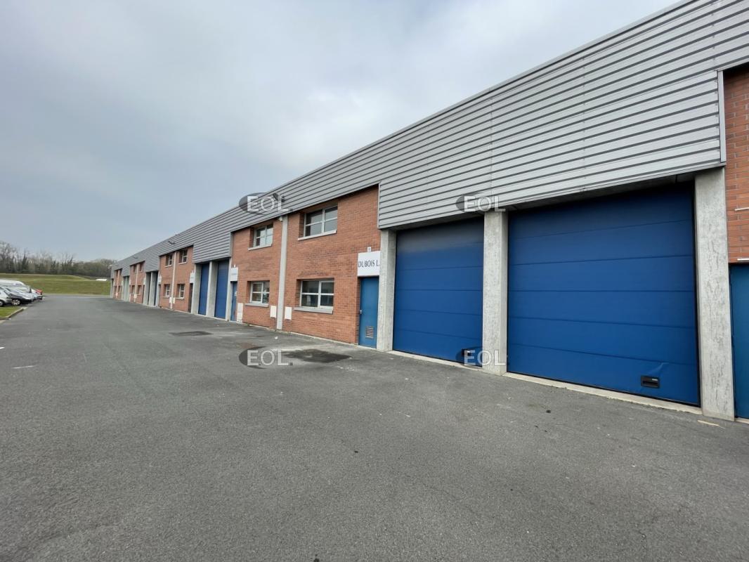 Light Industrial in Chambly to rent Building Photo- Image 1 of 8