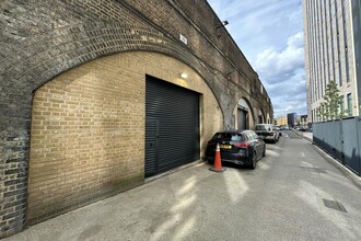 Miles St, London for rent Building Photo- Image 1 of 2