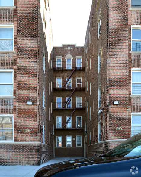 1500 Hone Ave, Bronx, NY for rent - Building Photo - Image 2 of 2