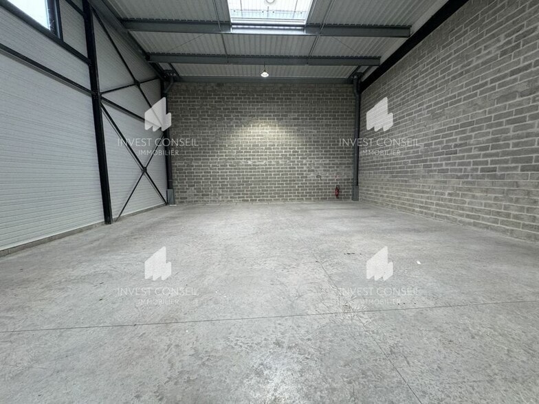 17 Rue Georges Melies, Cormeilles-en-Parisis to rent - Interior Photo - Image 1 of 6