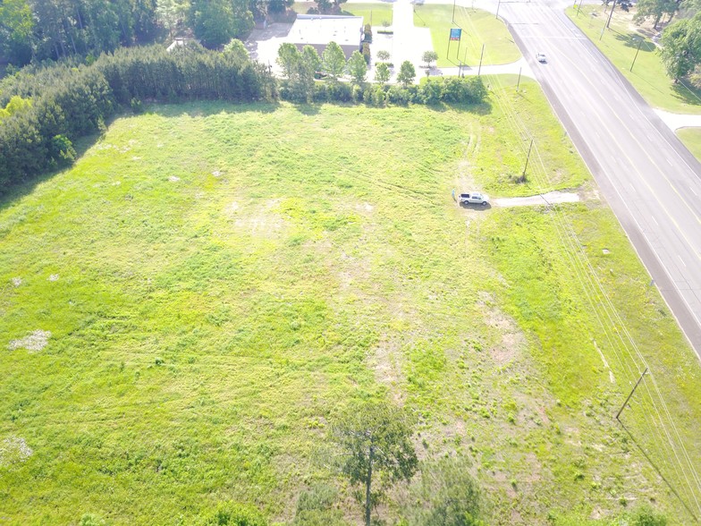 3330 NE Stallings Dr, Nacogdoches, TX for sale - Aerial - Image 3 of 5