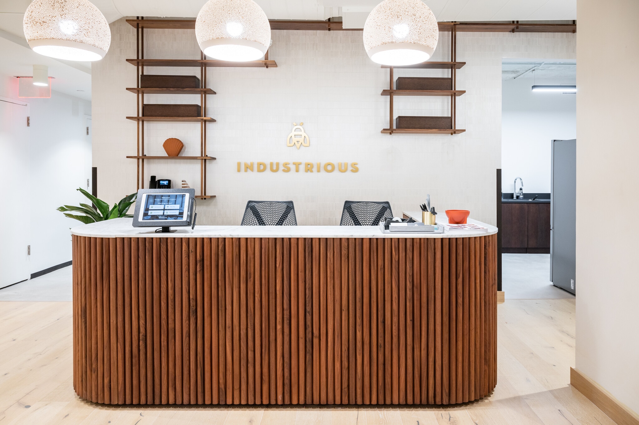 135 W 50th St, New York, NY to rent Interior Photo- Image 1 of 22