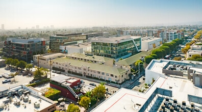 1041 N Formosa Ave, West Hollywood, CA to rent Aerial- Image 2 of 3