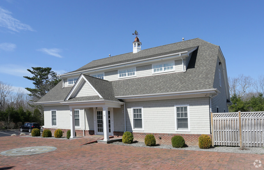 369 Montauk Hwy, East Moriches, NY for rent - Building Photo - Image 2 of 11