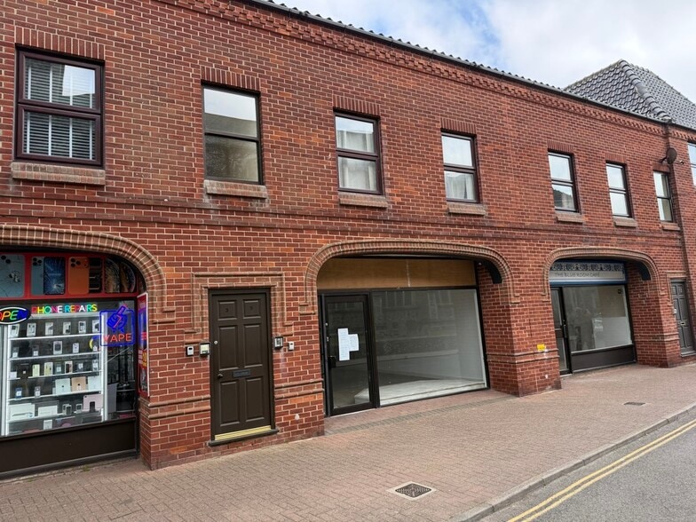 7 Tucker St, Cromer to rent - Building Photo - Image 2 of 2