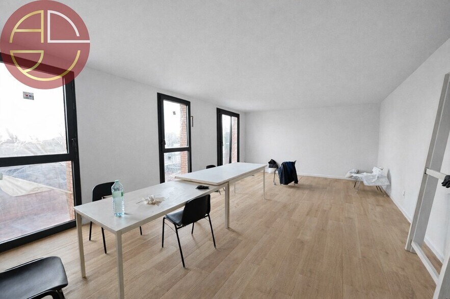 Office in Toulouse for sale - Interior Photo - Image 2 of 5