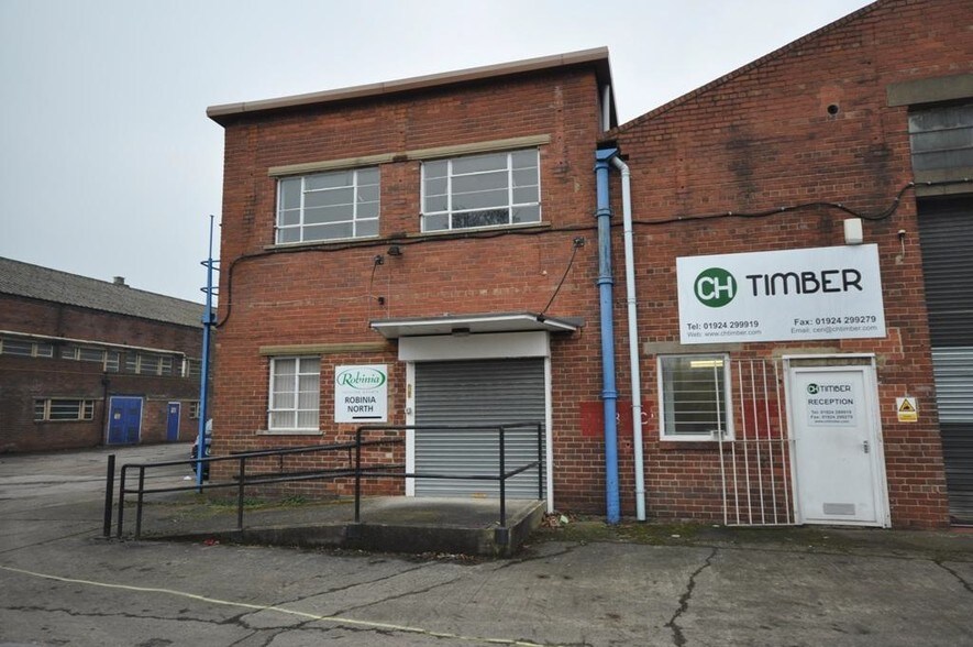 Thornes Moor Rd, Wakefield for sale - Building Photo - Image 1 of 1