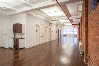 11 W 25th St, New York, NY for rent Interior Photo- Image 1 of 5