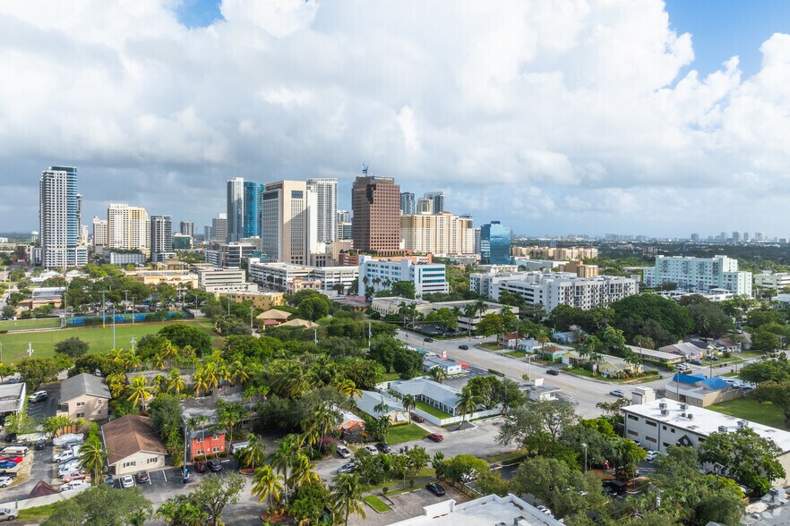 Downtown Fort Lauderdale Investment portfolio of 3 properties for sale on LoopNet.co.uk - Building Photo - Image 1 of 13