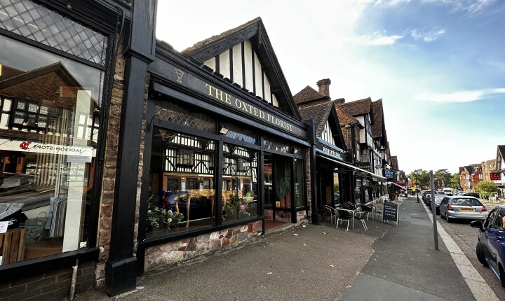 44 Station Rd W, Oxted for sale Primary Photo- Image 1 of 1