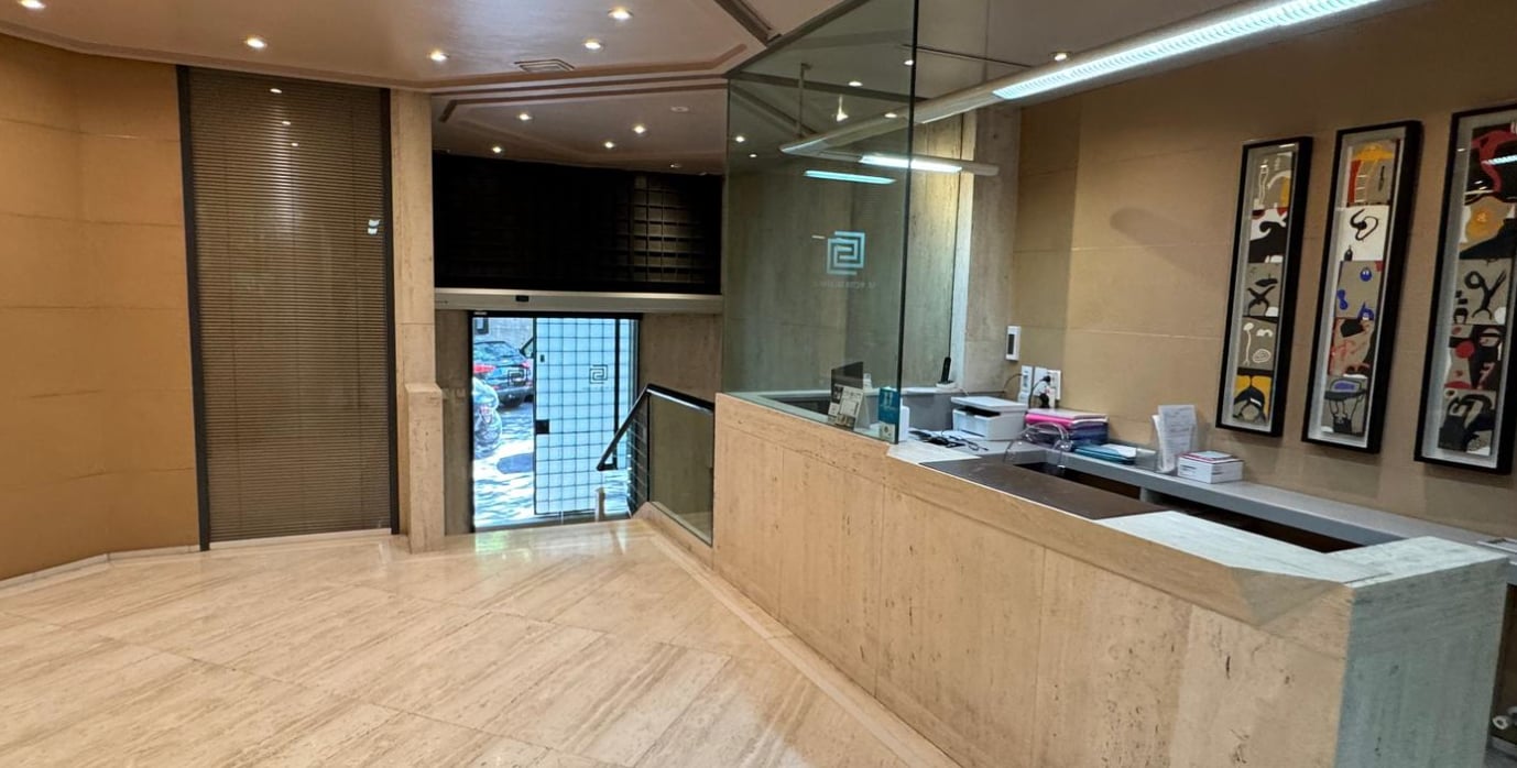 Madrid, MAD 28010 -  -  - Interior Photo - Image 1 of 7