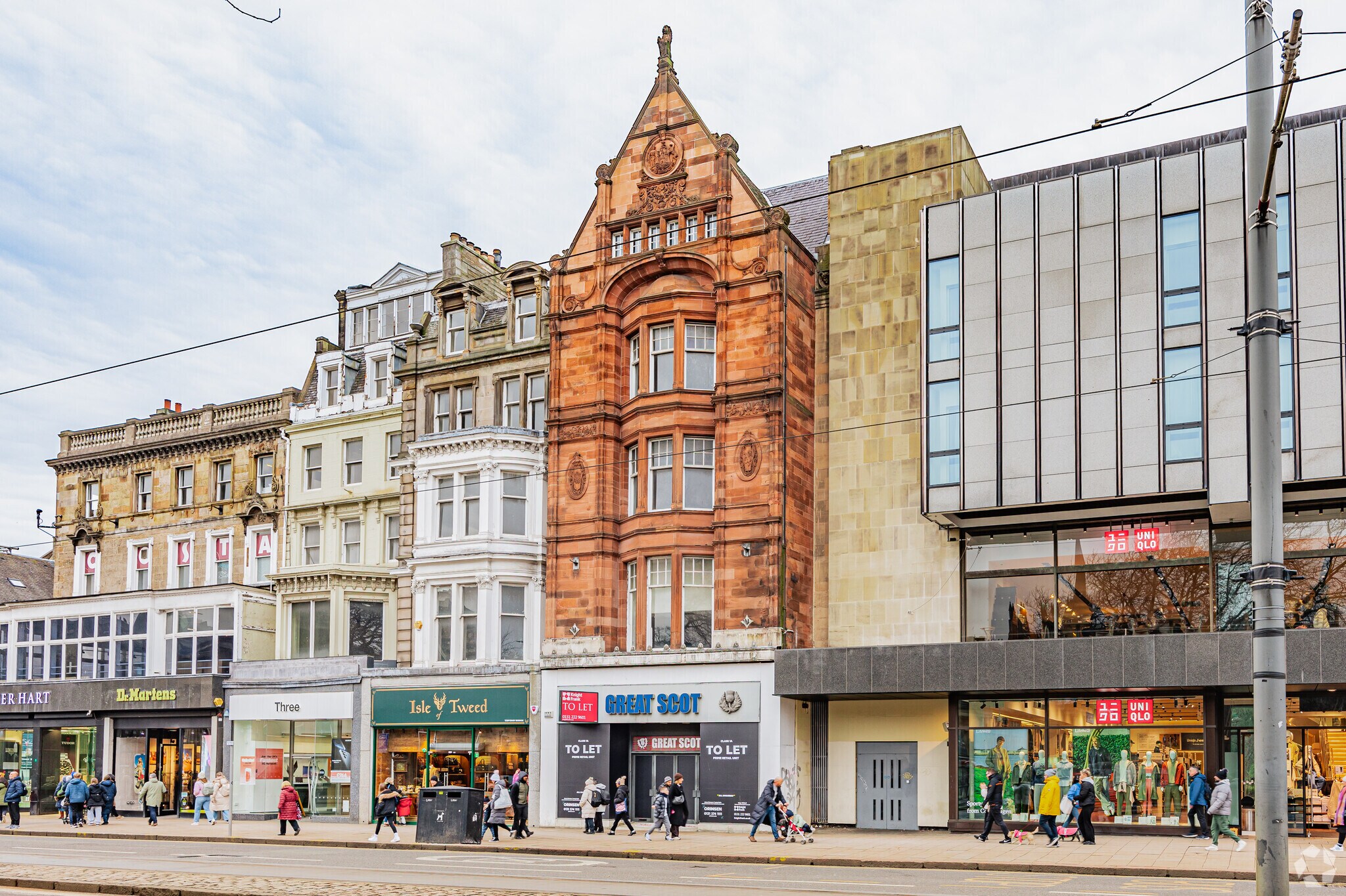 70-71 Princes St, Edinburgh for sale Primary Photo- Image 1 of 1