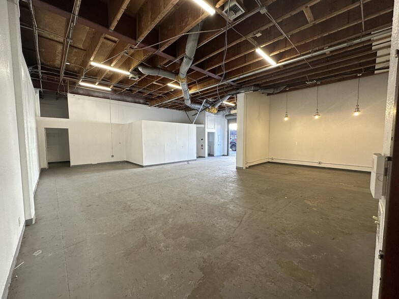 8885 Venice Blvd, Los Angeles, CA for rent - Building Photo - Image 2 of 16