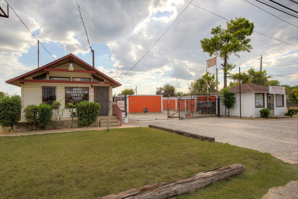 13950 C F Hawn Fwy, Dallas, TX for sale Primary Photo- Image 1 of 5