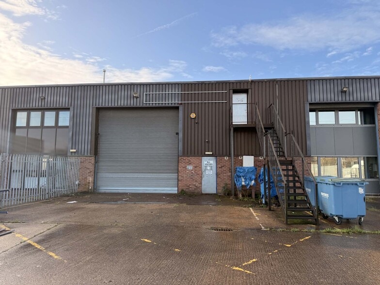 Kepler, Tamworth to rent - Building Photo - Image 1 of 2