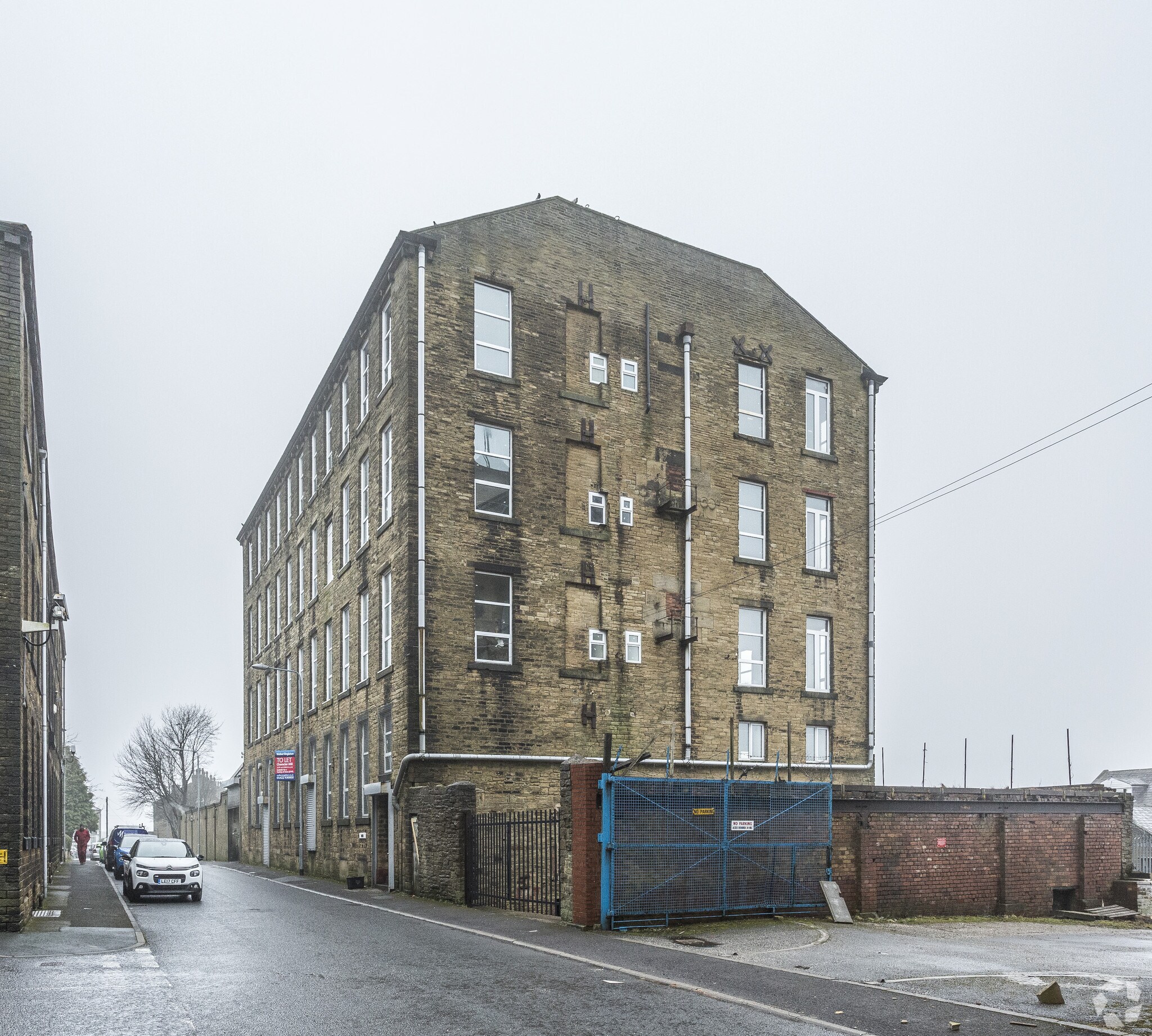 Miall St, Halifax for sale Primary Photo- Image 1 of 1