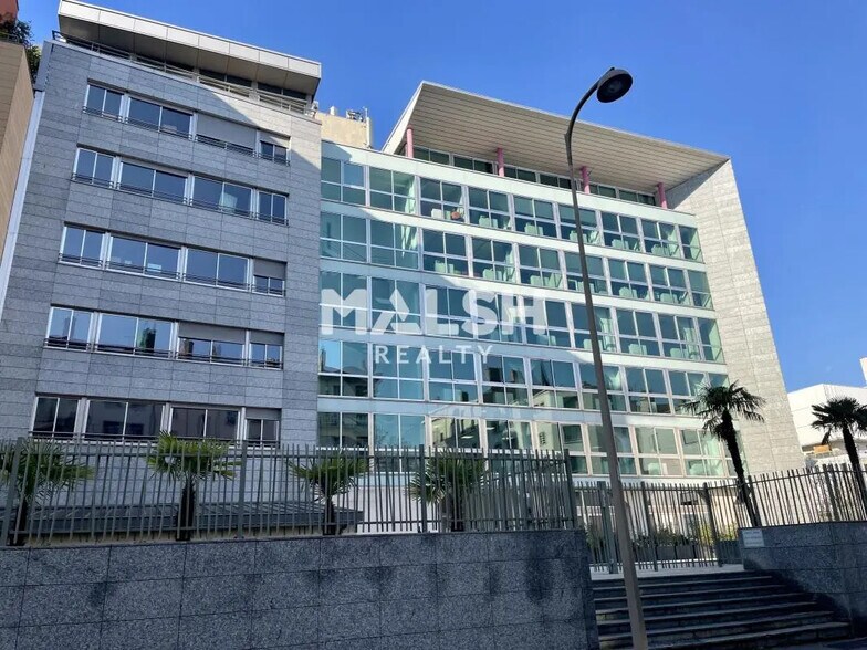 Office in Lyon for sale - Building Photo - Image 1 of 17