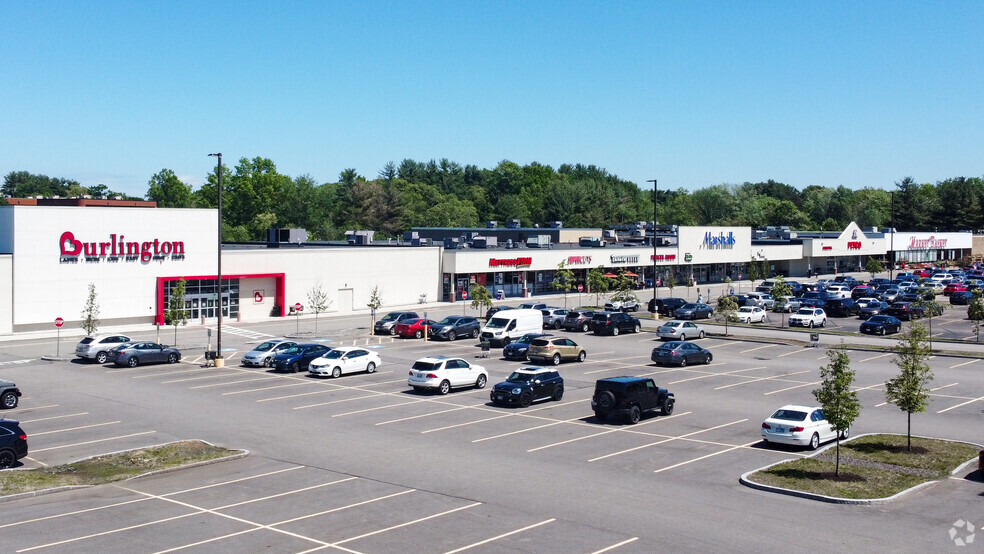 1465 Woodbury Ave, Portsmouth, NH for sale - Primary Photo - Image 1 of 1