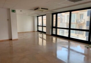 Retail in Tarragona, Tarragona to rent Interior Photo- Image 2 of 13