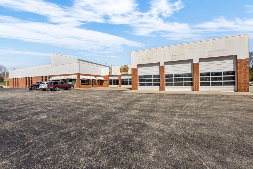 1037 W Main St, Glasgow, KY for sale - Primary Photo - Image 1 of 1