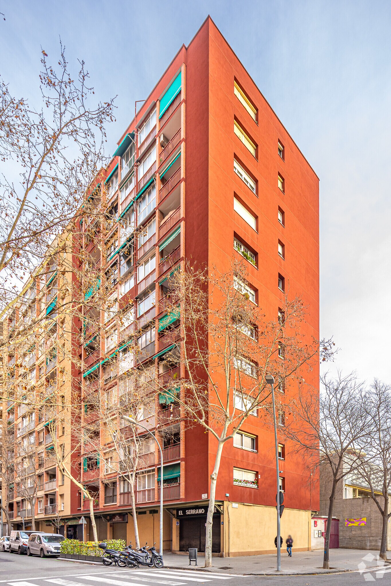 Retail in Barcelona, Barcelona to rent Primary Photo- Image 1 of 2