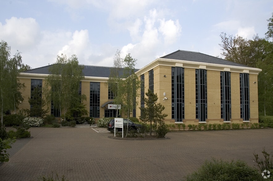 Ancells Rd, Fleet for sale - Primary Photo - Image 1 of 1