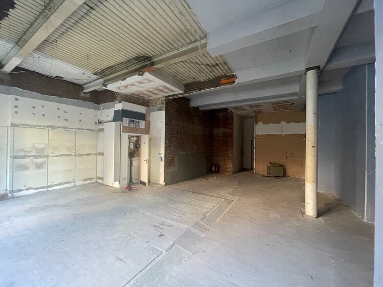 3-5 New Canal, Salisbury to rent - Building Photo - Image 2 of 3