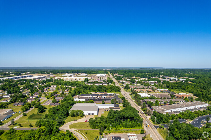 2300 E Aurora Rd, Twinsburg, OH for rent - Aerial - Image 2 of 12