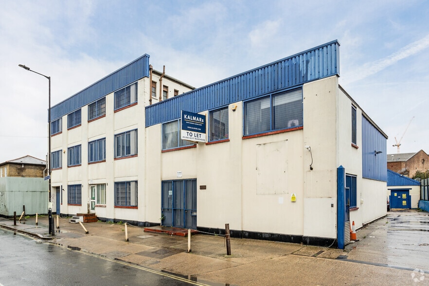 9-11 Cottage Green, London for sale - Building Photo - Image 1 of 1