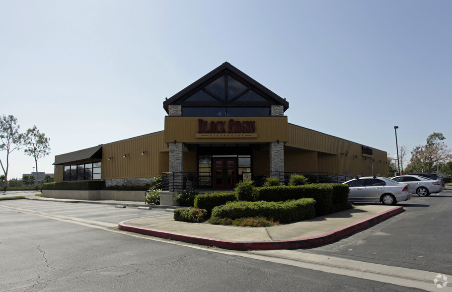 3700 Inland Empire Blvd, Ontario, CA for rent - Building Photo - Image 2 of 4