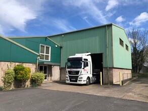 The Way, Royston to rent Building Photo- Image 2 of 8