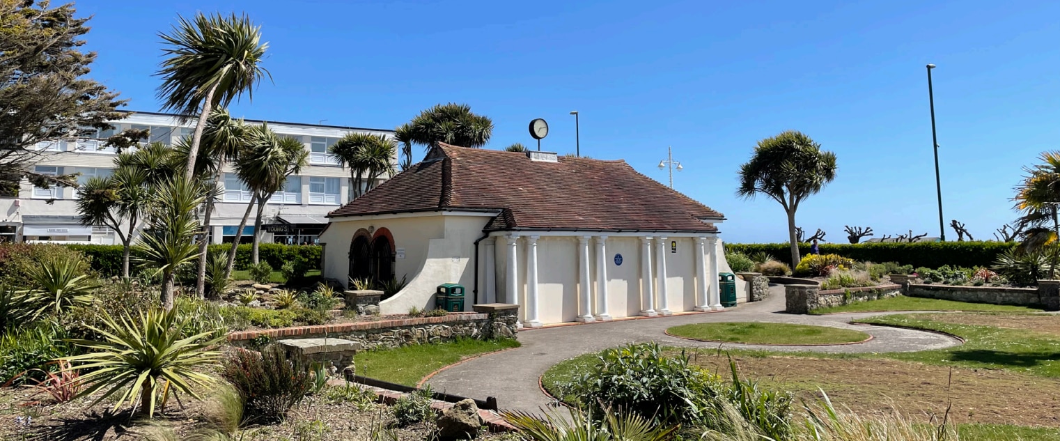 Marine, Bognor Regis to rent Primary Photo- Image 1 of 4